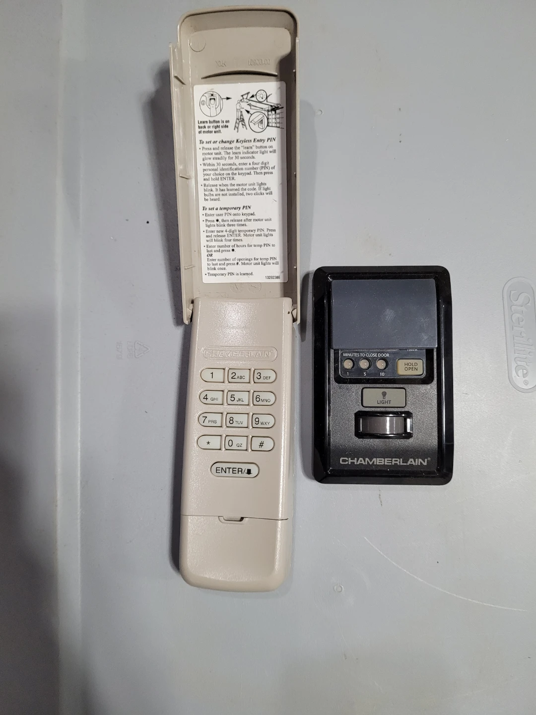 Chamberlain remotes, wall unit and keypad for garage door opener - photo 2