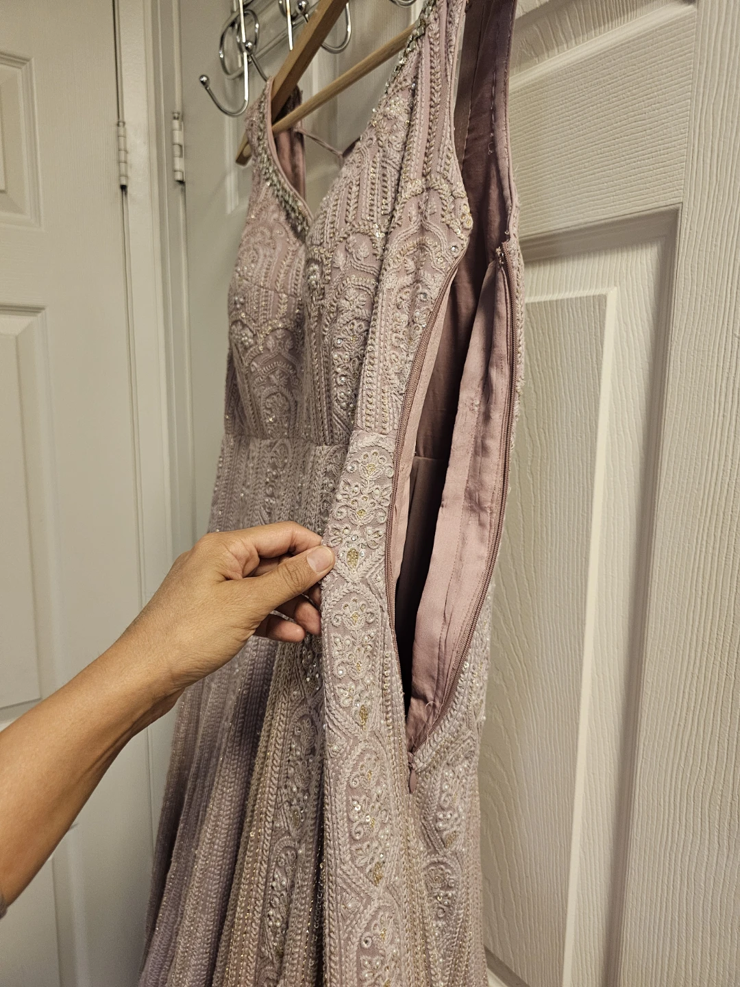 Women's Embroidered  Lavender color Anarkali Dress with Dupatta - photo 3