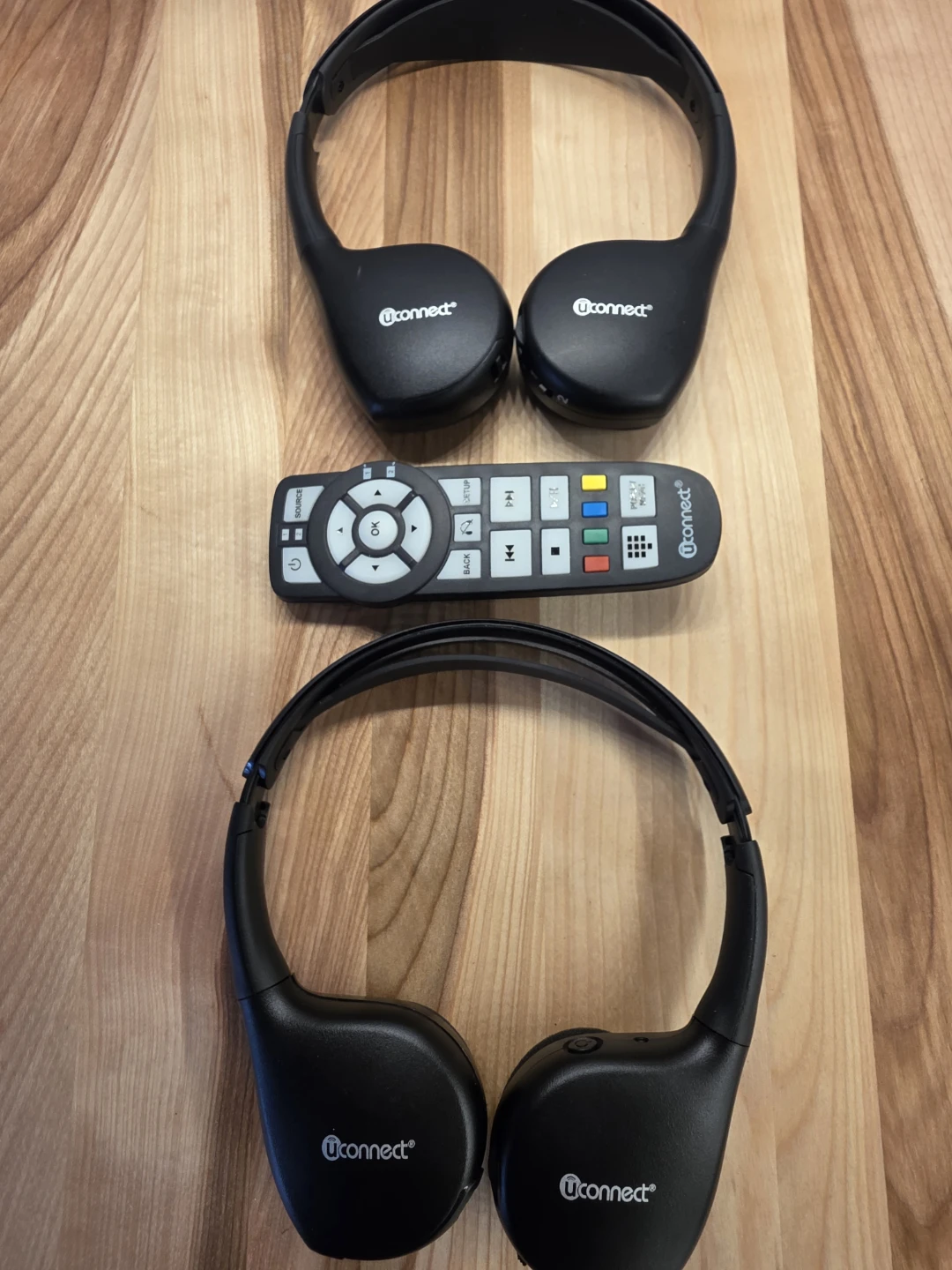 Uconnect Wireless Headphones and Remote