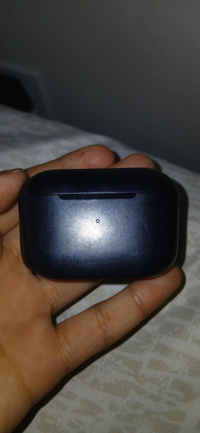 Black Wireless Earbuds