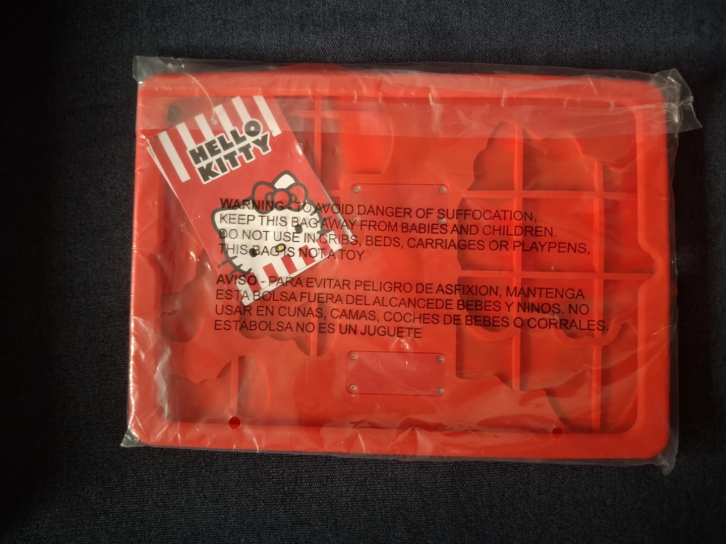 NEW Hello Kitty 10.2" table case compatible w/ ipad Gen 7-9 - photo 2