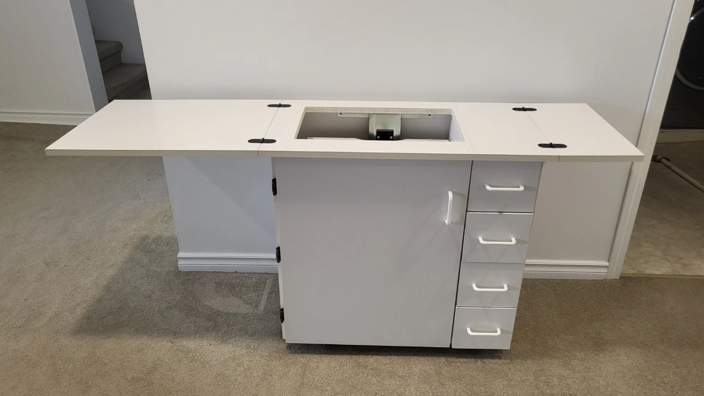 Sewing machine cabinet -- white - photo 2