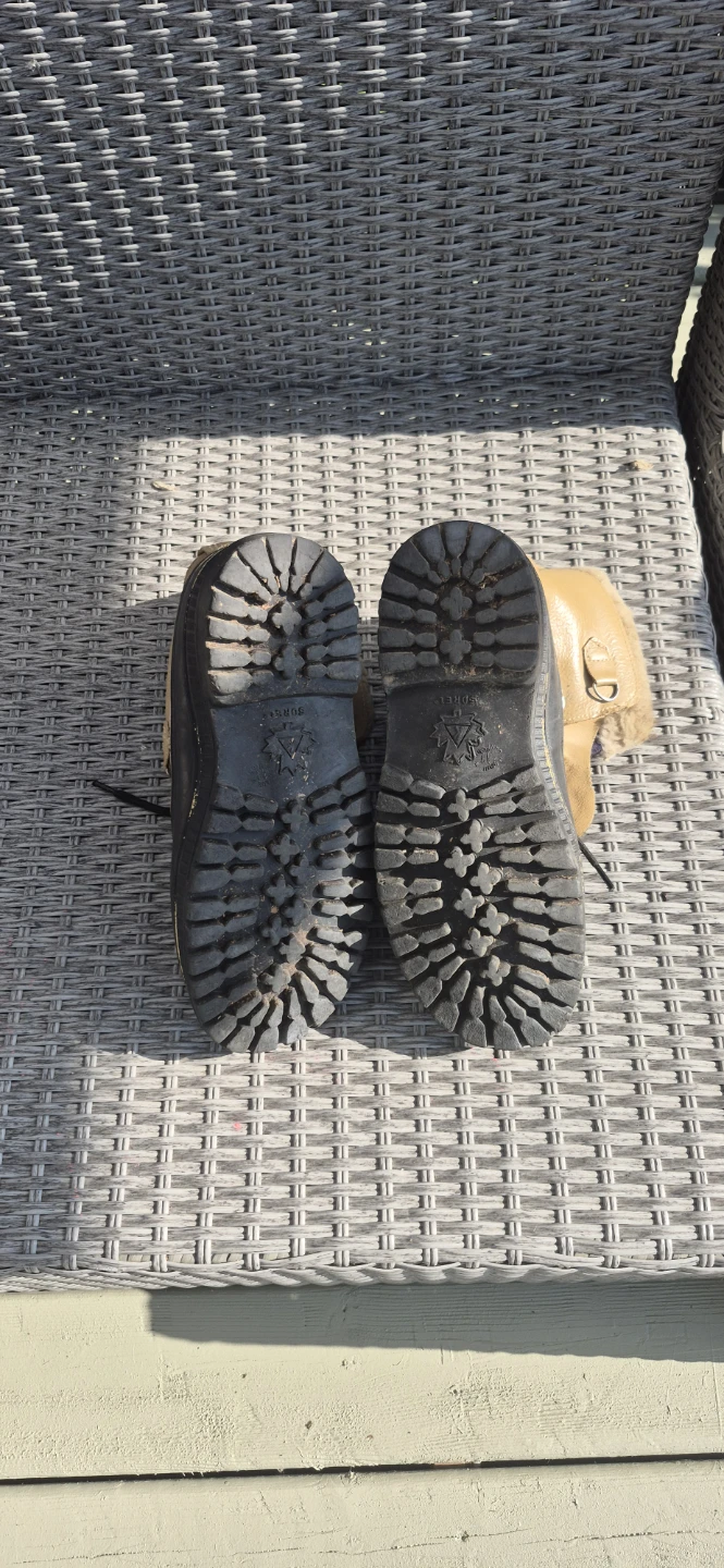 Columbia Fur Insulated Work Boots - Size 11 - photo 3