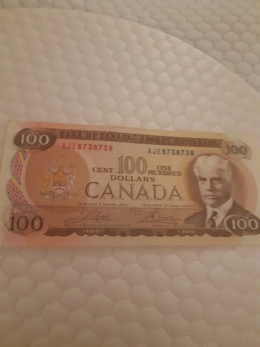 Bank of Canada 100 Dollar Note