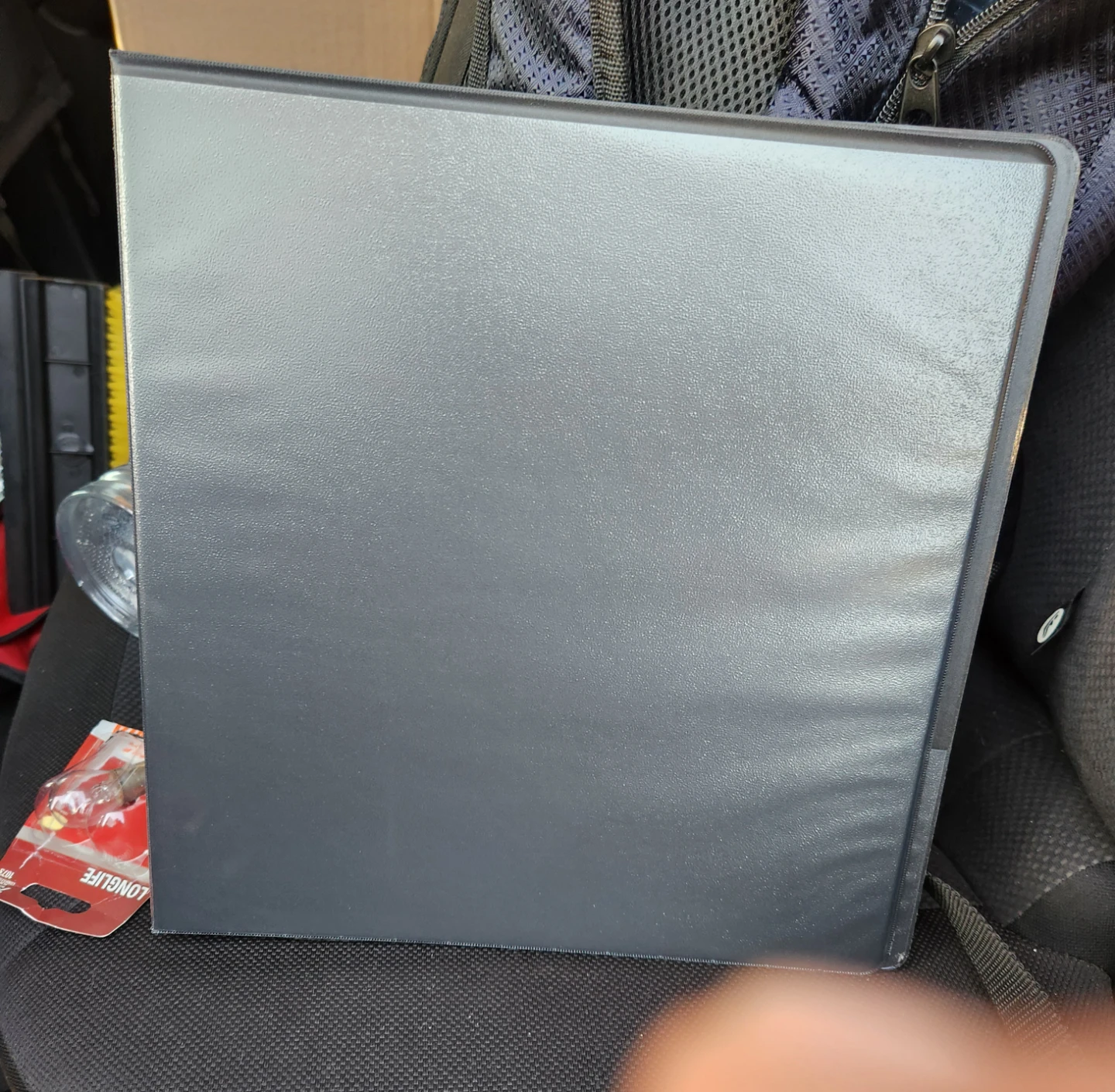 Staples Black 3-Ring Binder - photo 2