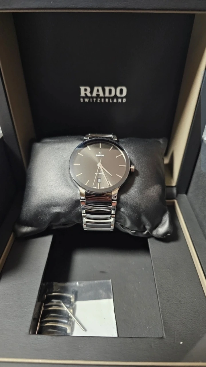 Rado Centrix Automatic Watch (Ref: R30941172) - Swiss Luxury - photo 3