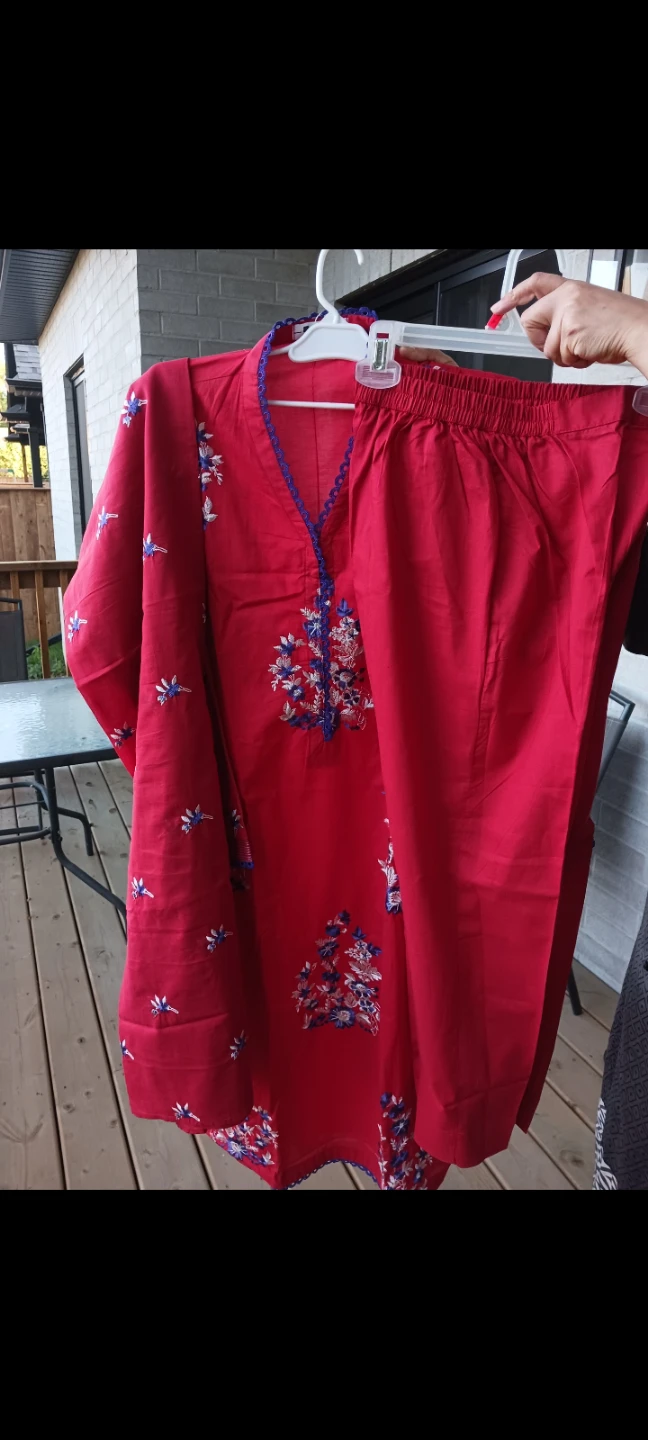 Red Embroidered Kurti and Pants Set - photo 2