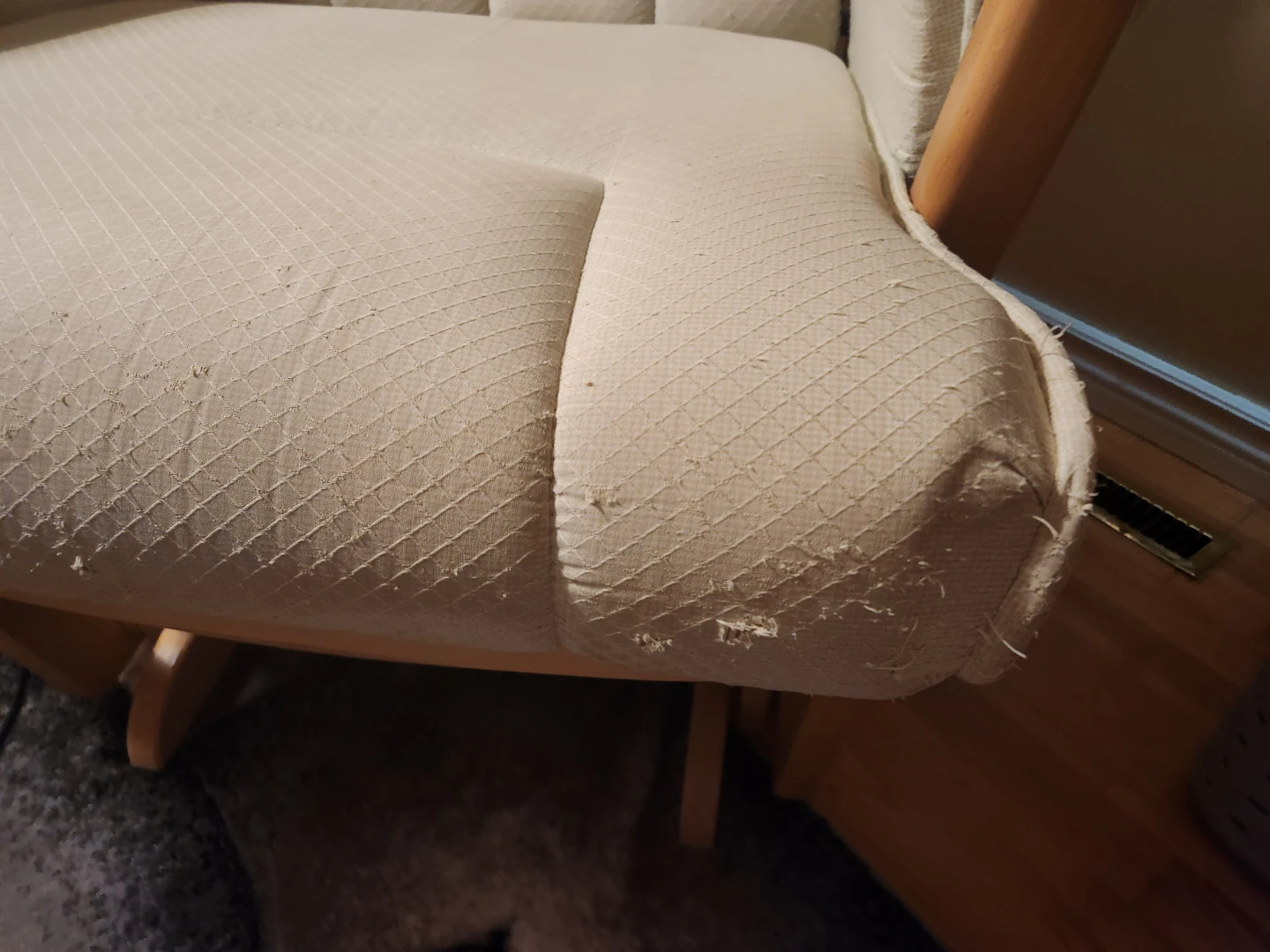 Cream Glider Chair - photo 5