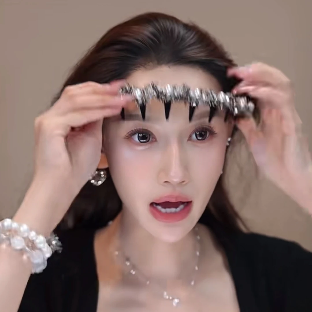 Black Beaded Headband with Spikes - photo 3