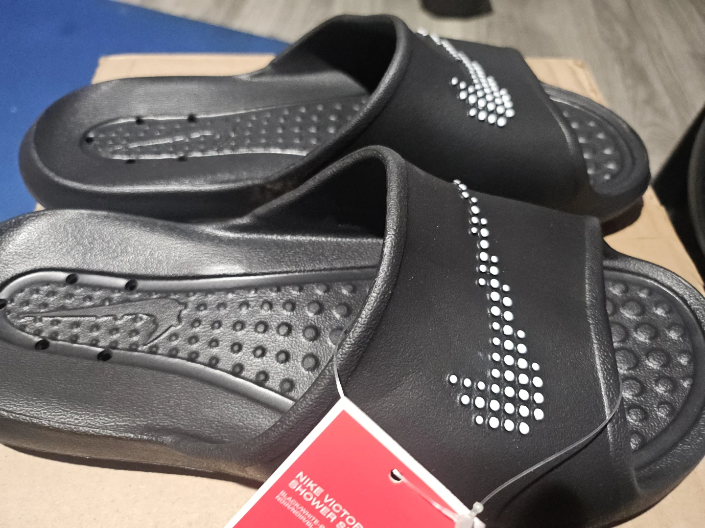Nike Victori One Shower Slide Sandals Black/White Size 9 - photo 2