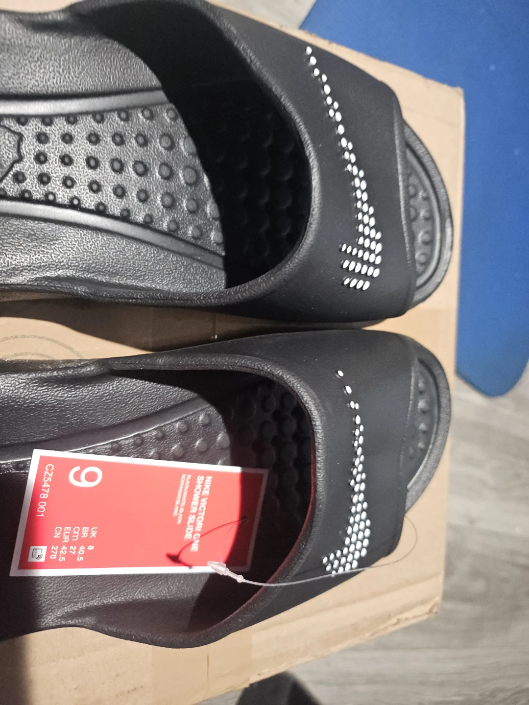 Nike Victori One Shower Slide Sandals Black/White Size 9 - photo 4