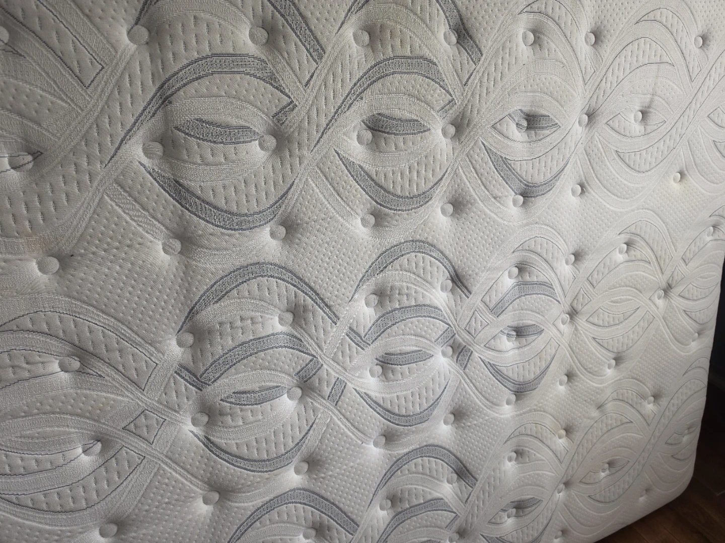 12inch Sealy Mattress firm - photo 2