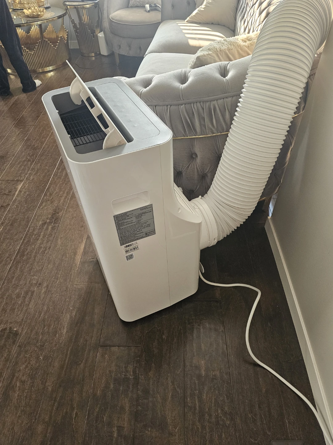 Danby Portable Air Conditioner (used like new) - photo 3
