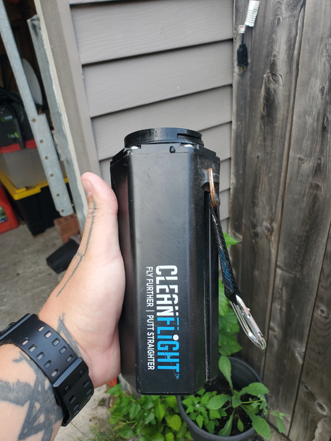 Clean Flight golf ball cleaner