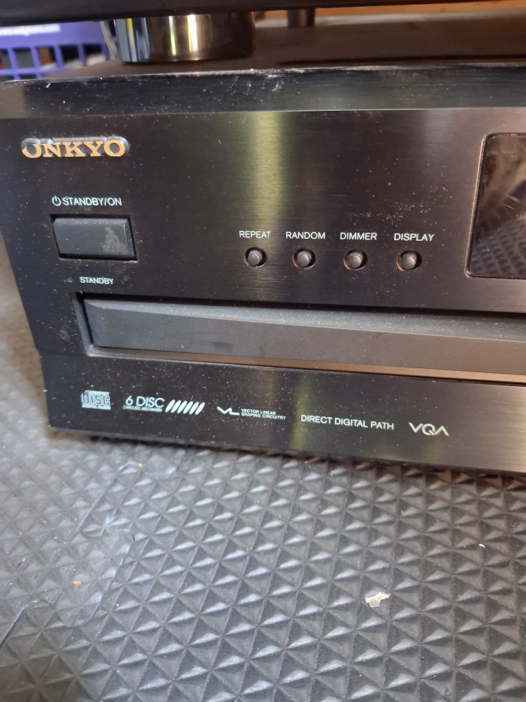 Onkyo DX-C390,SONY CDP- CE275,PIONEER PD-F505 , All CD Players - photo 4