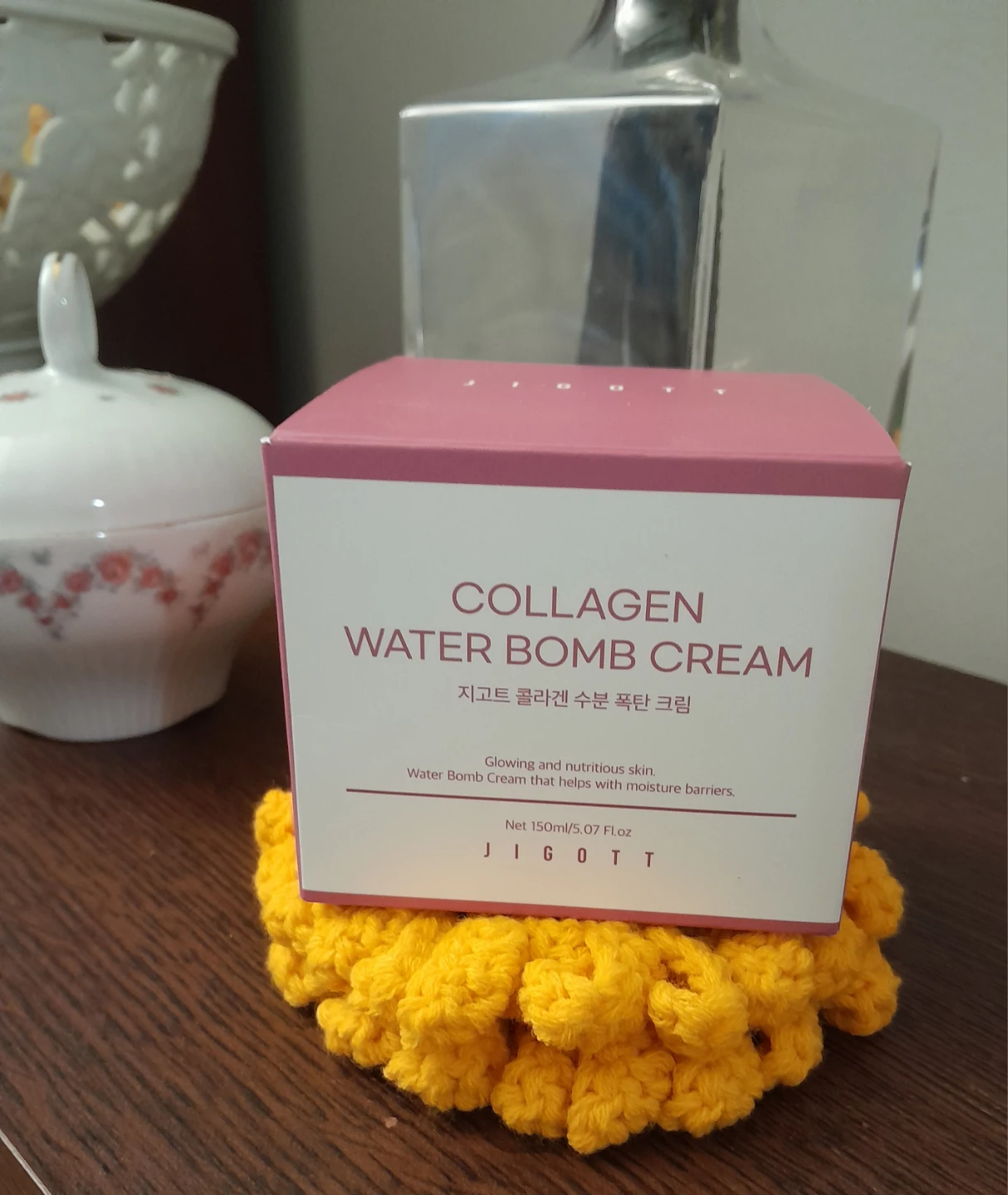 Jigott Collagen Water Bomb Cream