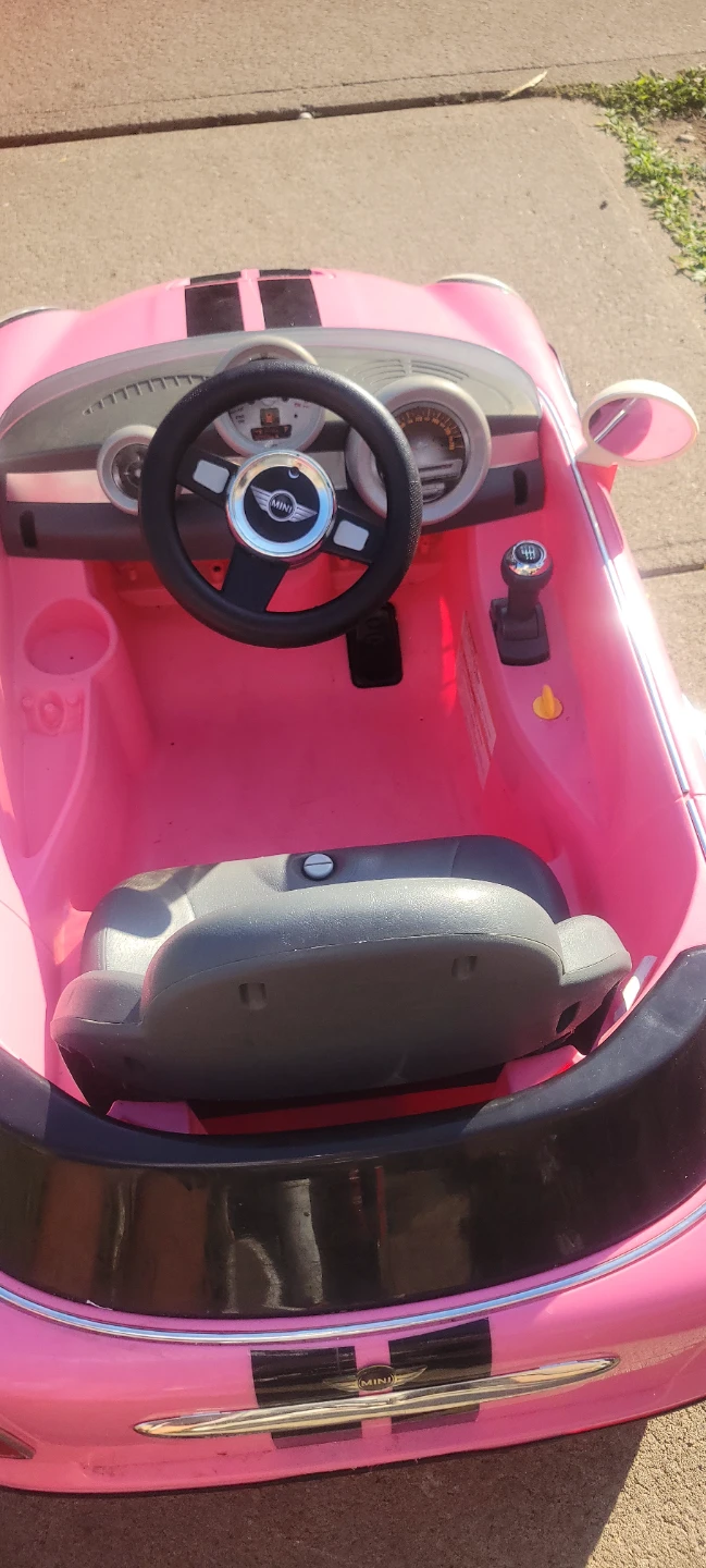 Pink Mini Cooper S Ride-On Toy Car - photo 4