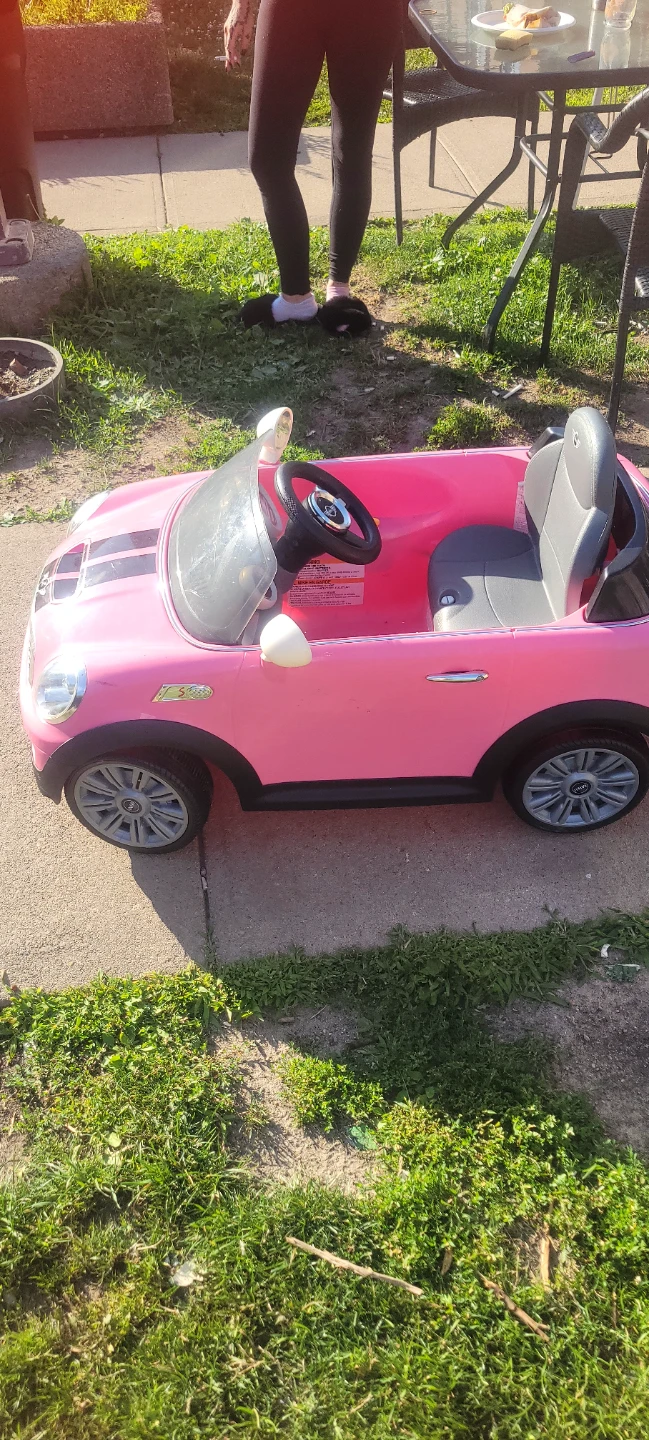 Pink Mini Cooper S Ride-On Toy Car - photo 5