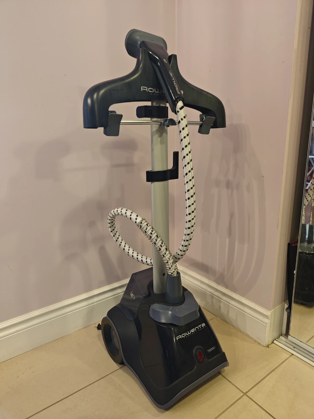 Rowenta Garment Steamer with Integrated Hanger - photo 2