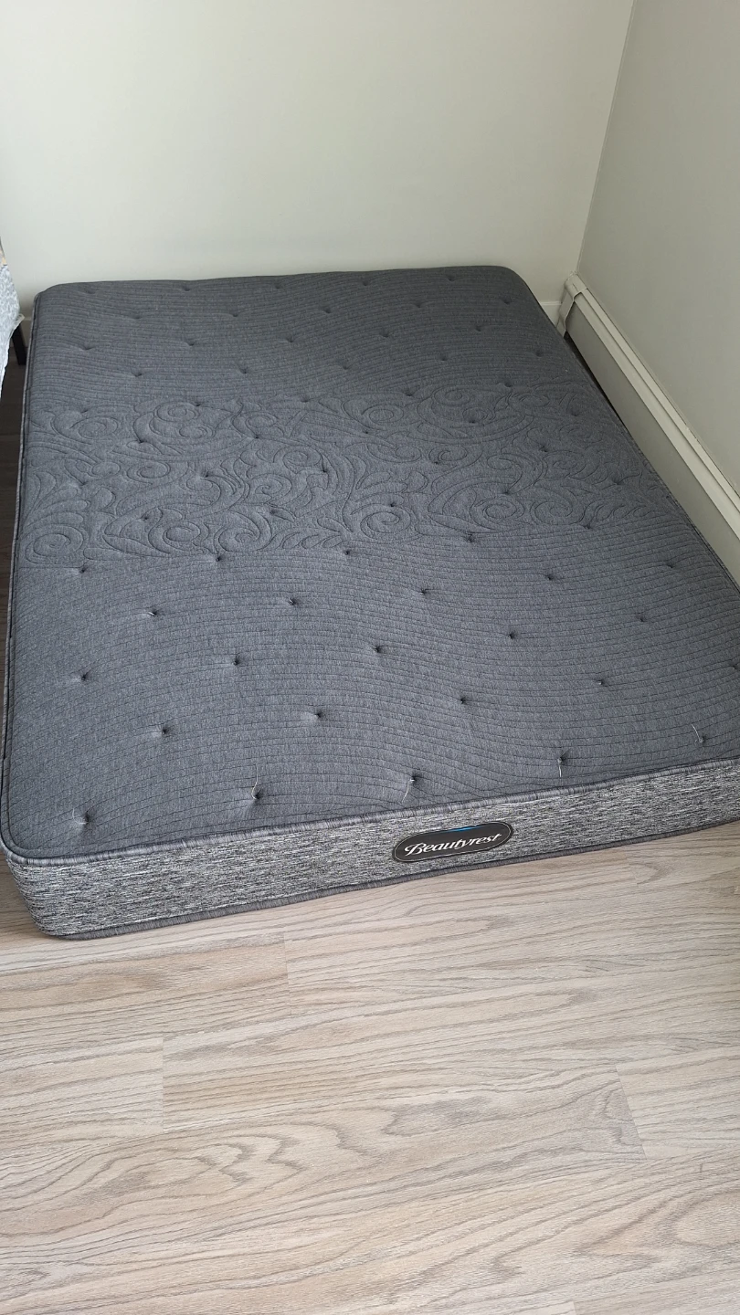 Beautyrest Mattress - photo 3