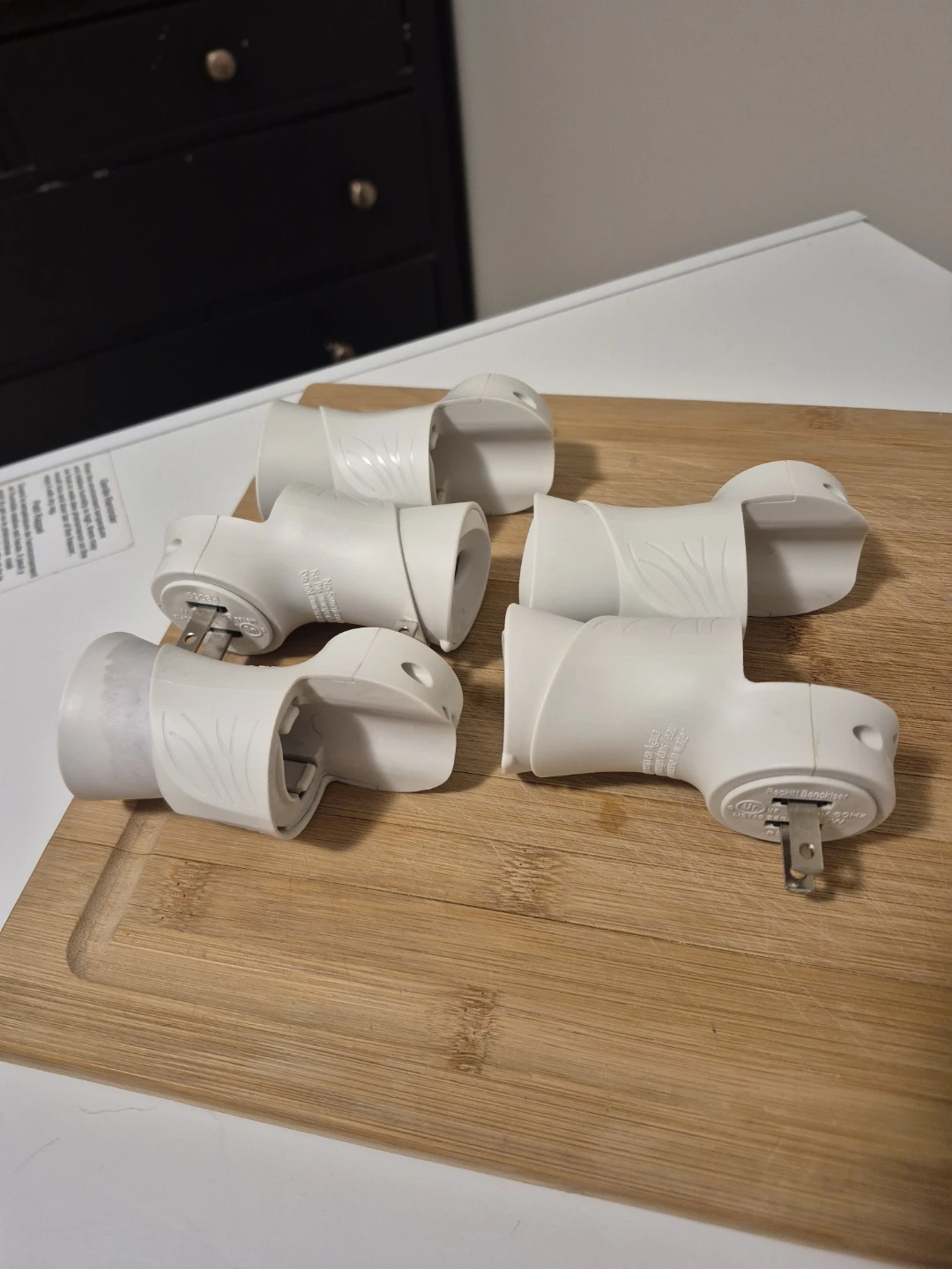 5 Air Wick Plug In Refill Holders - photo 5