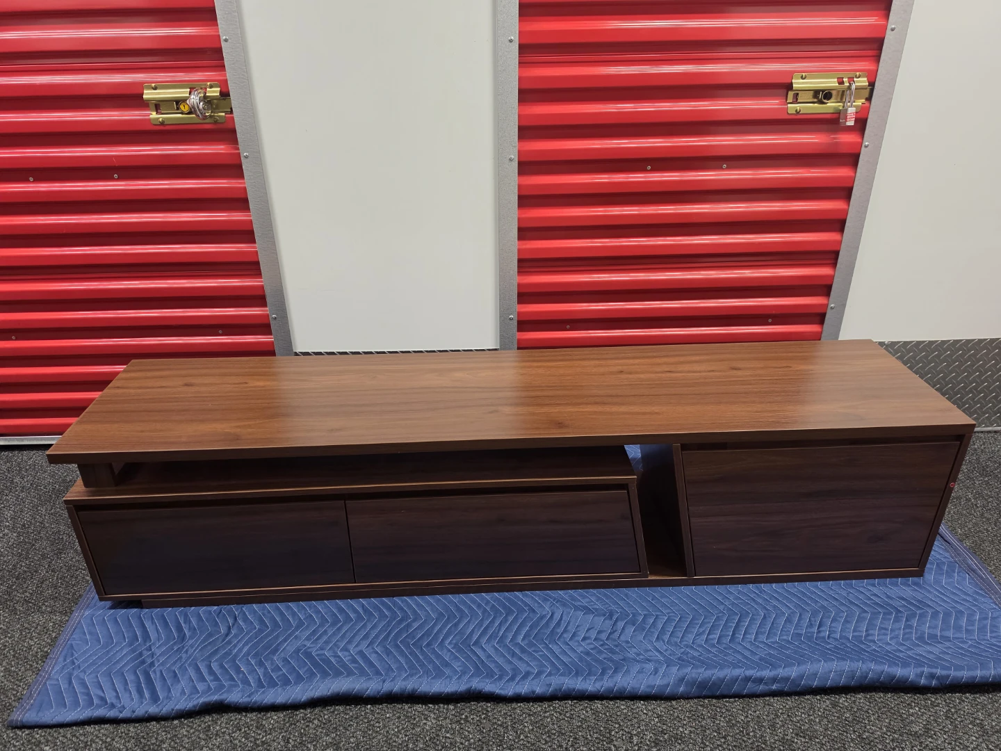 Fero 71"-110" Extendable TV Stand with 3 Drawers