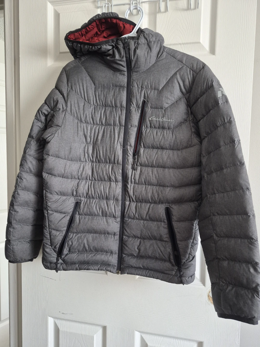 Eddie Bauer Puffer Jacket - Men's Small