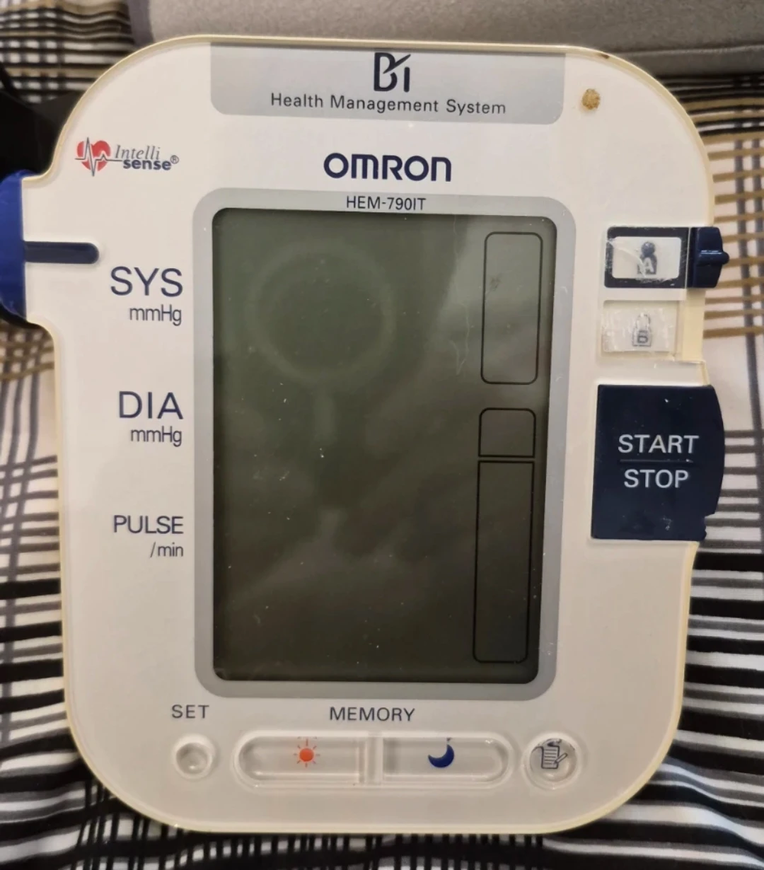 Omron blood pressure monitor