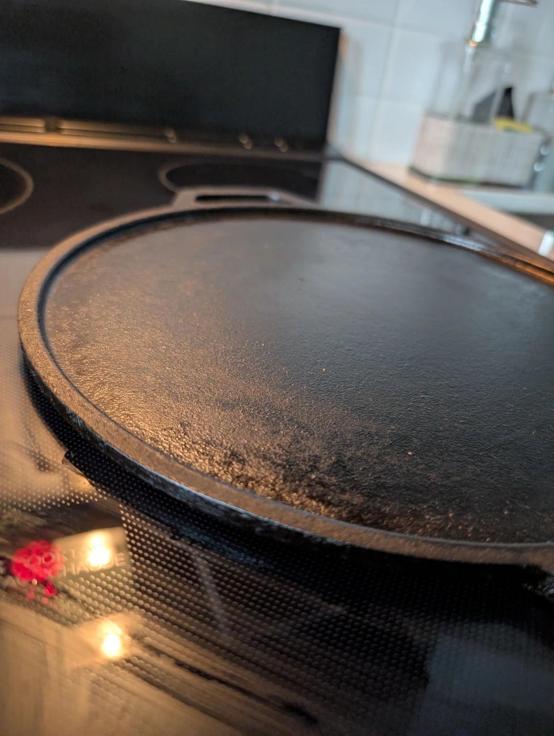Cast Iron Griddle Pan
