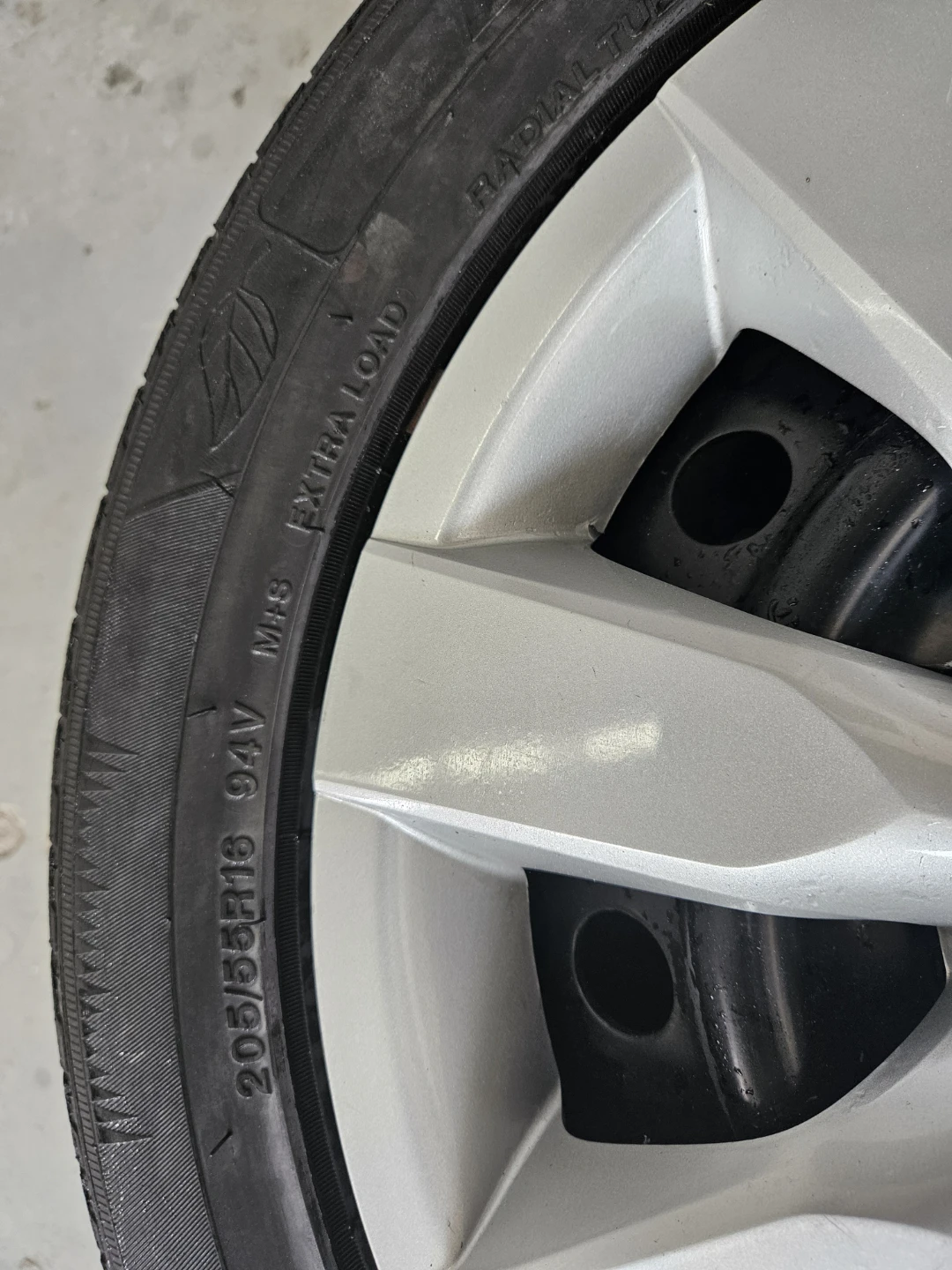 Toyota 205/55R16 Tires and Rims - photo 5