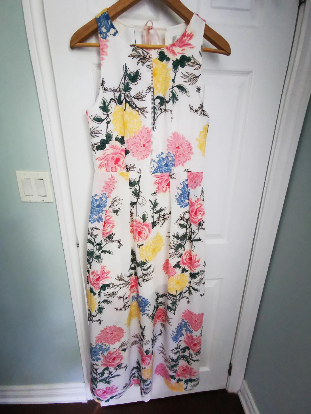 Off White floral sleeveless long dress