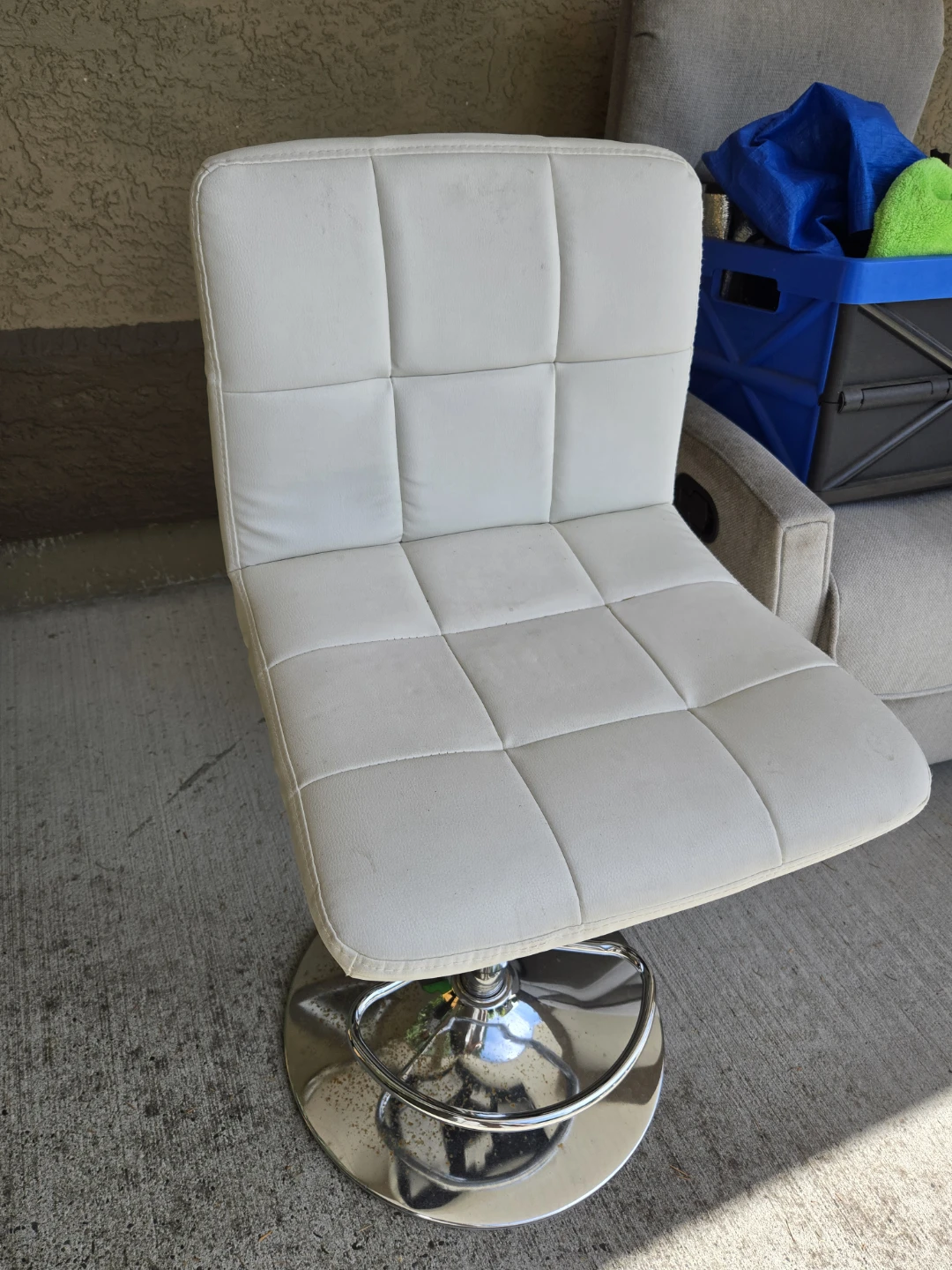 Nexgrill Portable Propane Grill - photo 3