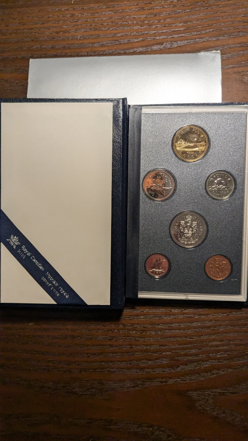 Collection of Canadian and US Coins - photo 2