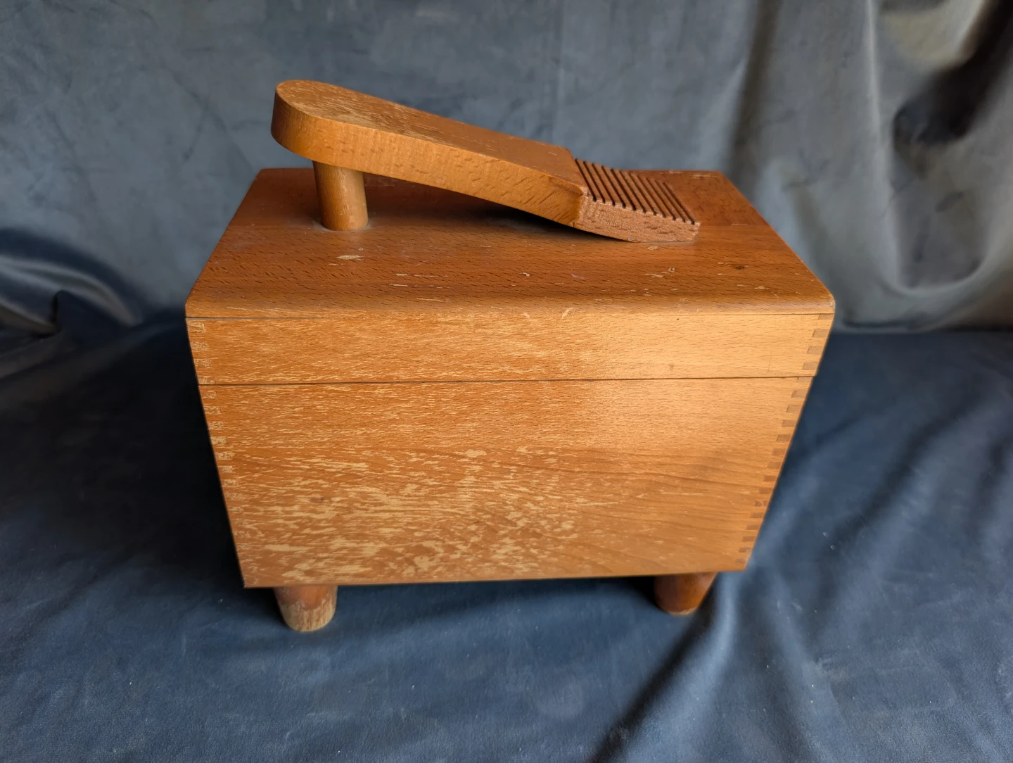 Esquire Shoe Valet De Luxe Wooden Box with Shoe Care Accessories - photo 2