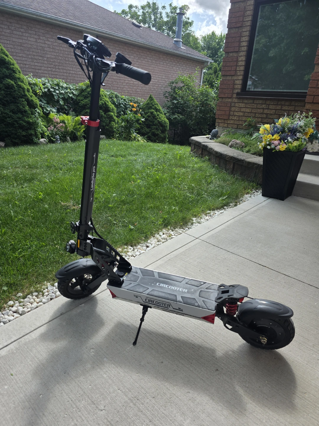CIRCOOTER Landturbo E Scooter - photo 4