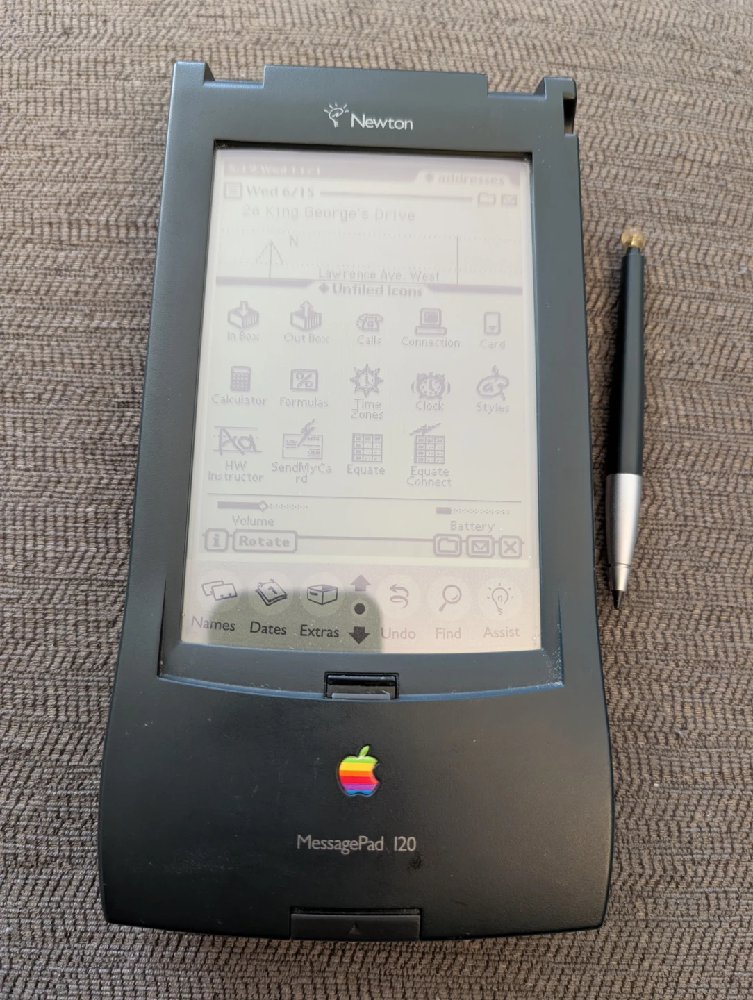 Apple Newton MessagePad 120 (Working + Pen) - Collector's Item - photo 2
