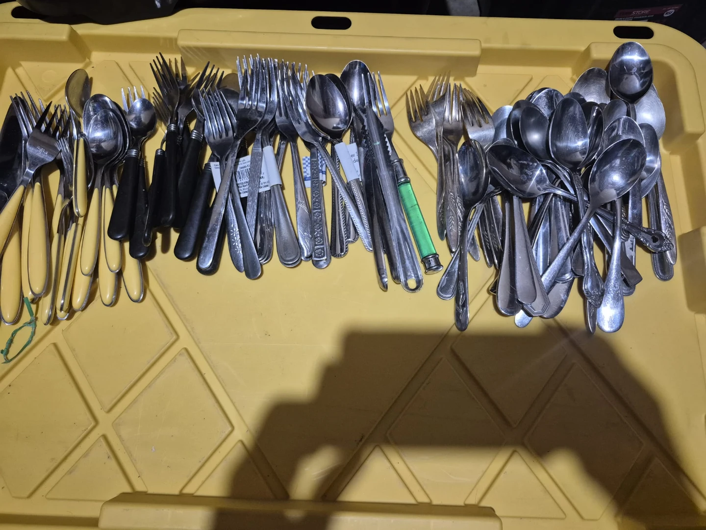 Mixed Cutlery and Kitchen Gadgets
