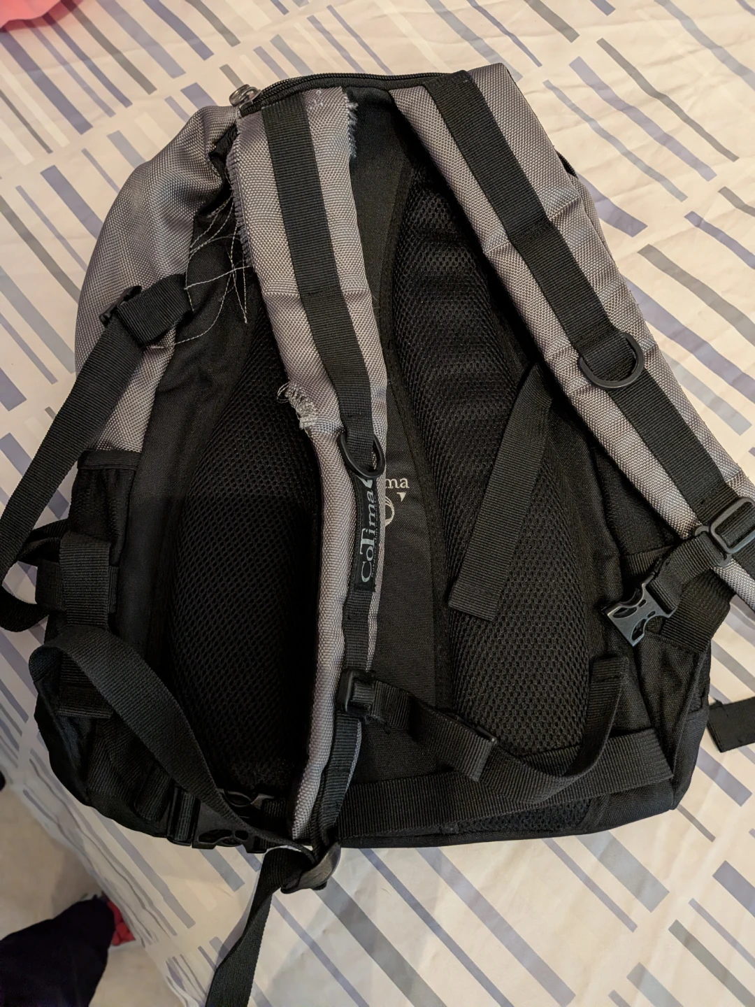 Colima Backpack - Grey/Black