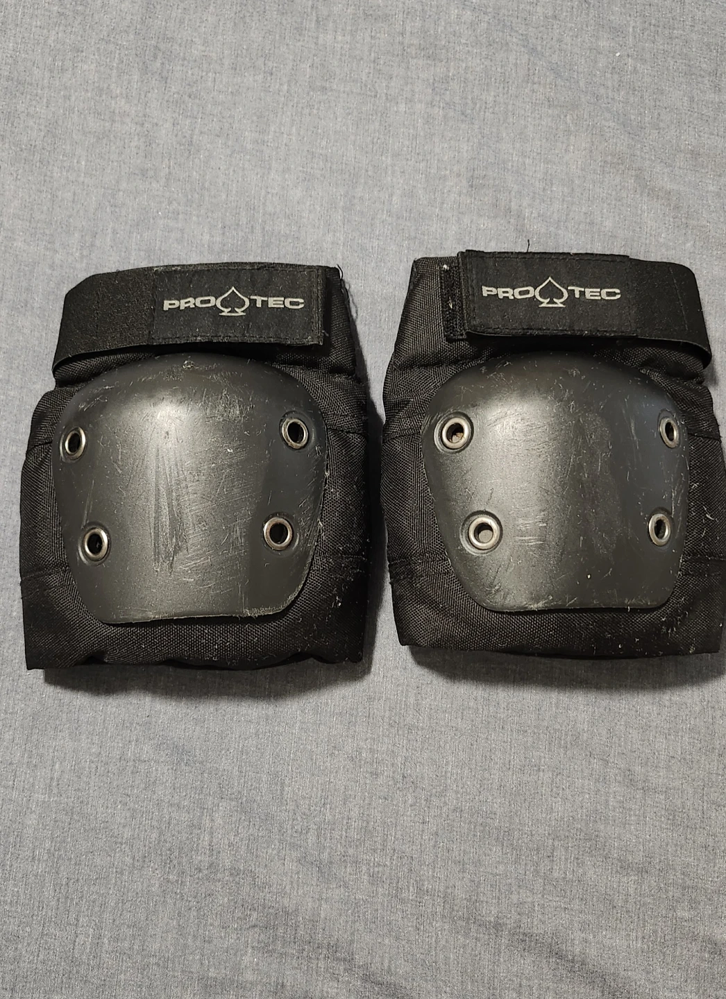 Protec Skateboard Safety gear - photo 3