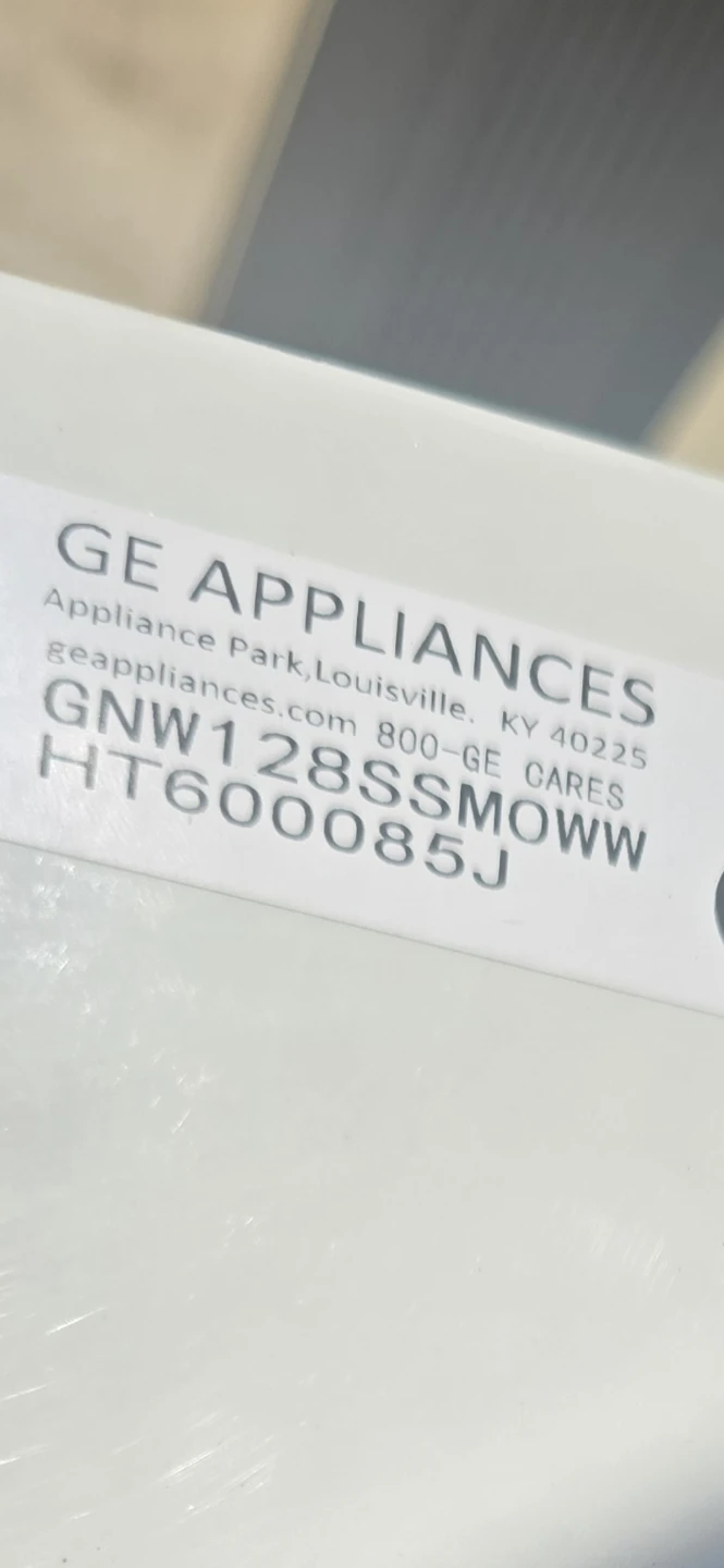GE 24" Space-Saving Top Load Washer (GNW128SSM0WW) - Excellent C