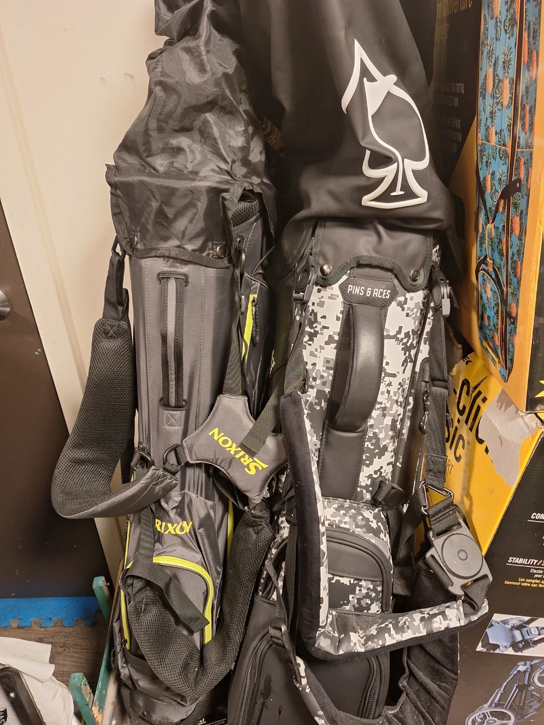 Srixon Golf Bag and pins and aces golf bag