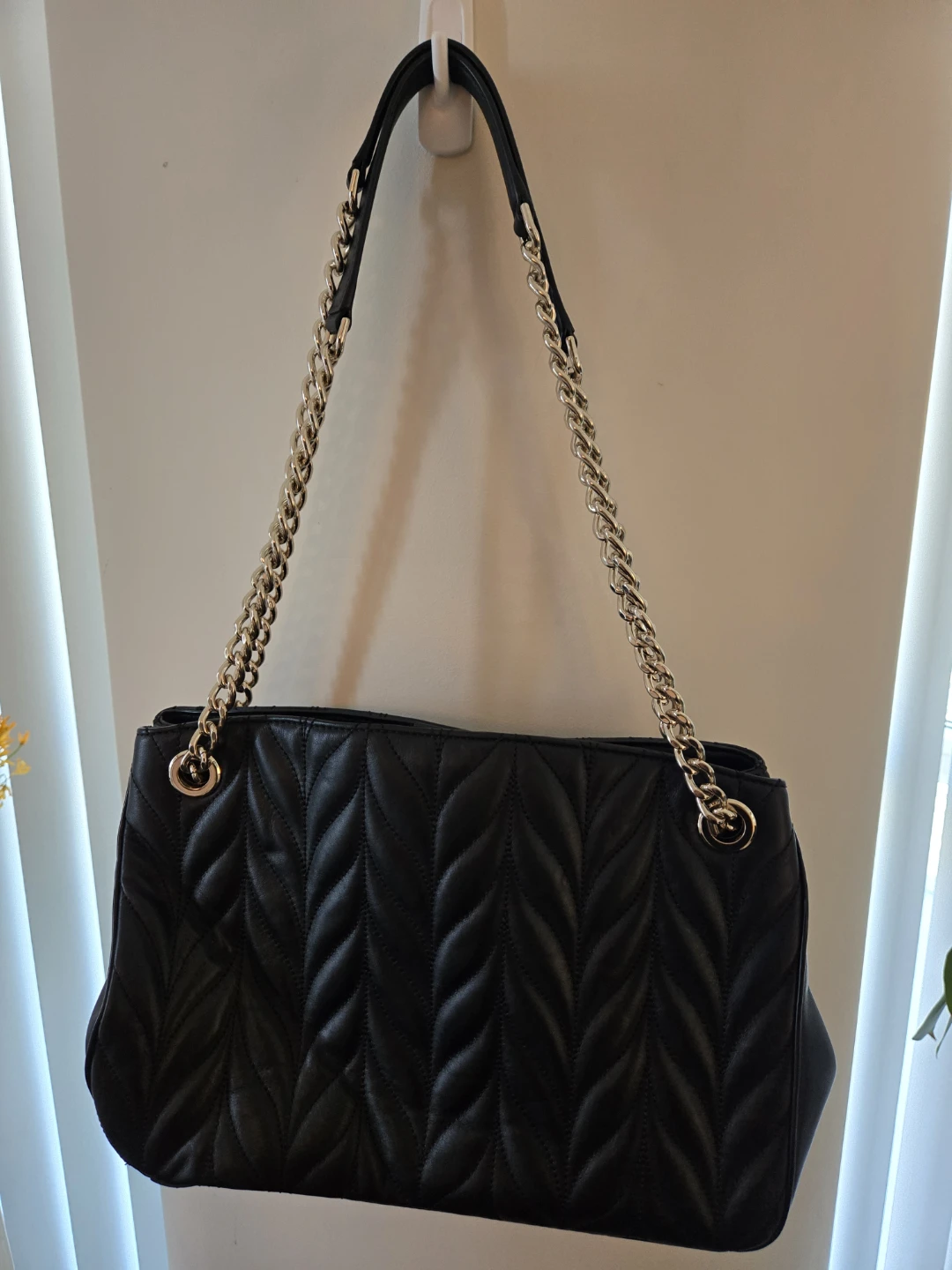 Kate Spade Black Quilted Leather Shoulder Bag - photo 3