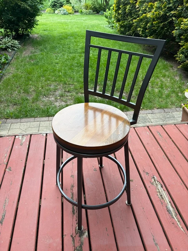 Swivel Bar Stool with Wood Seat and Metal Back