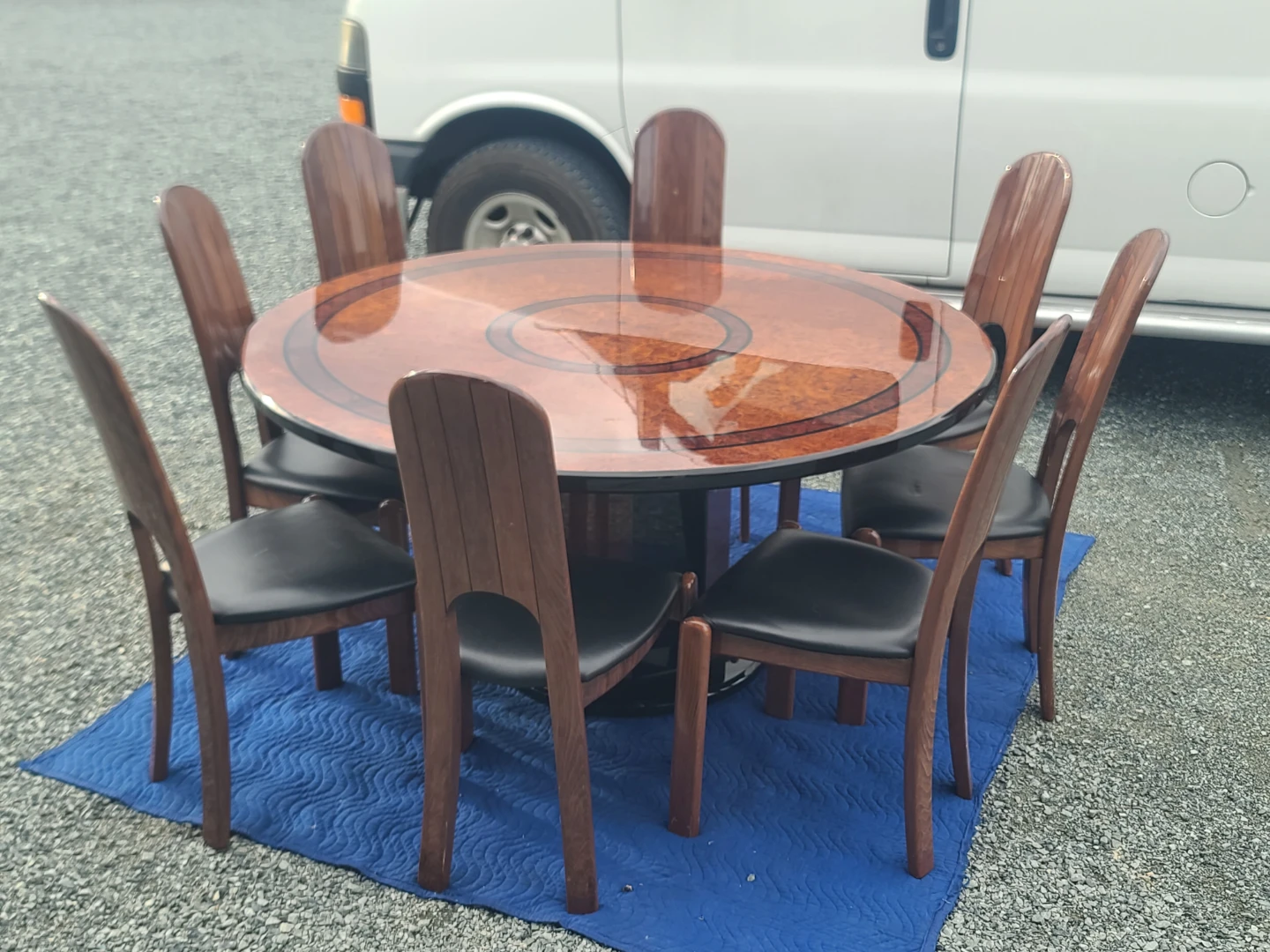 Burl Wood Round Pedestal Dining Table and 8 Chairs Set
