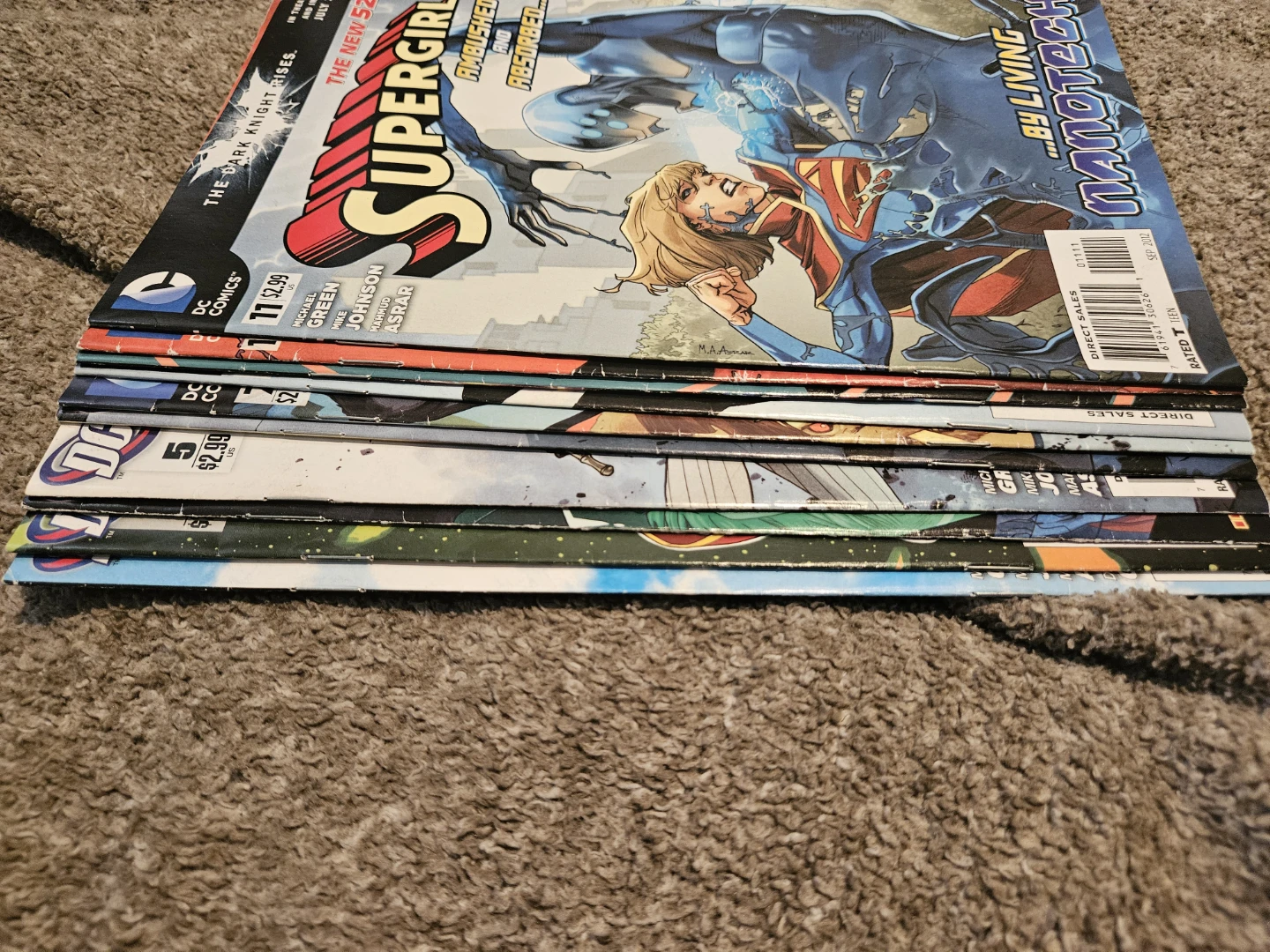 DC Comics Supergirl The New 52 Comic Books - photo 5