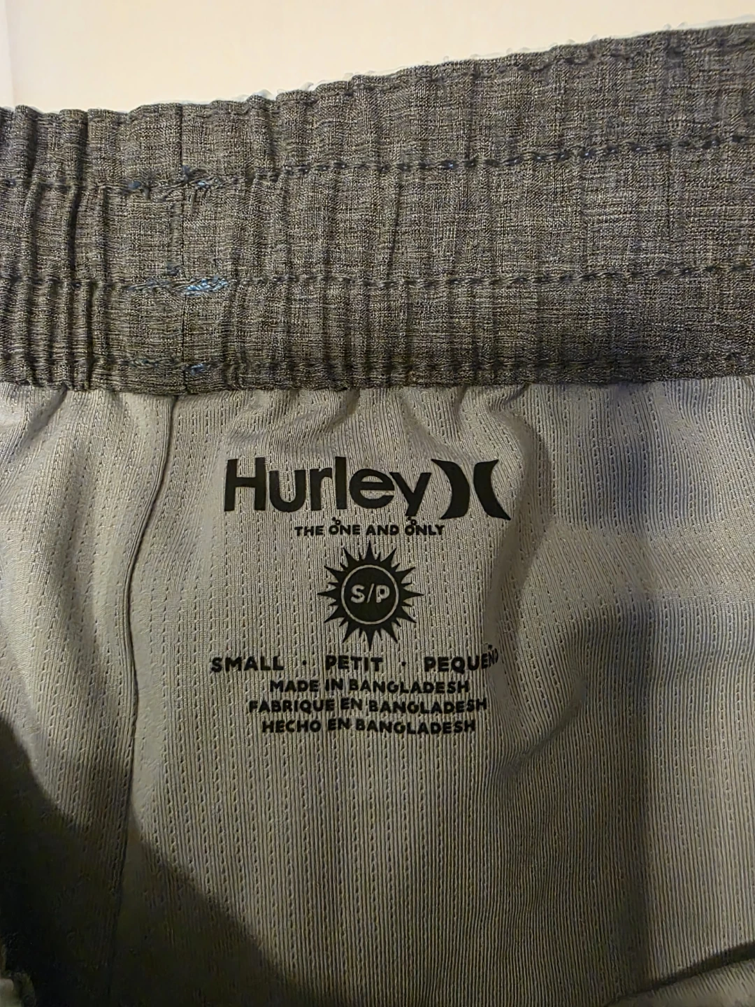 Hurley Board Shorts Size Small - photo 3