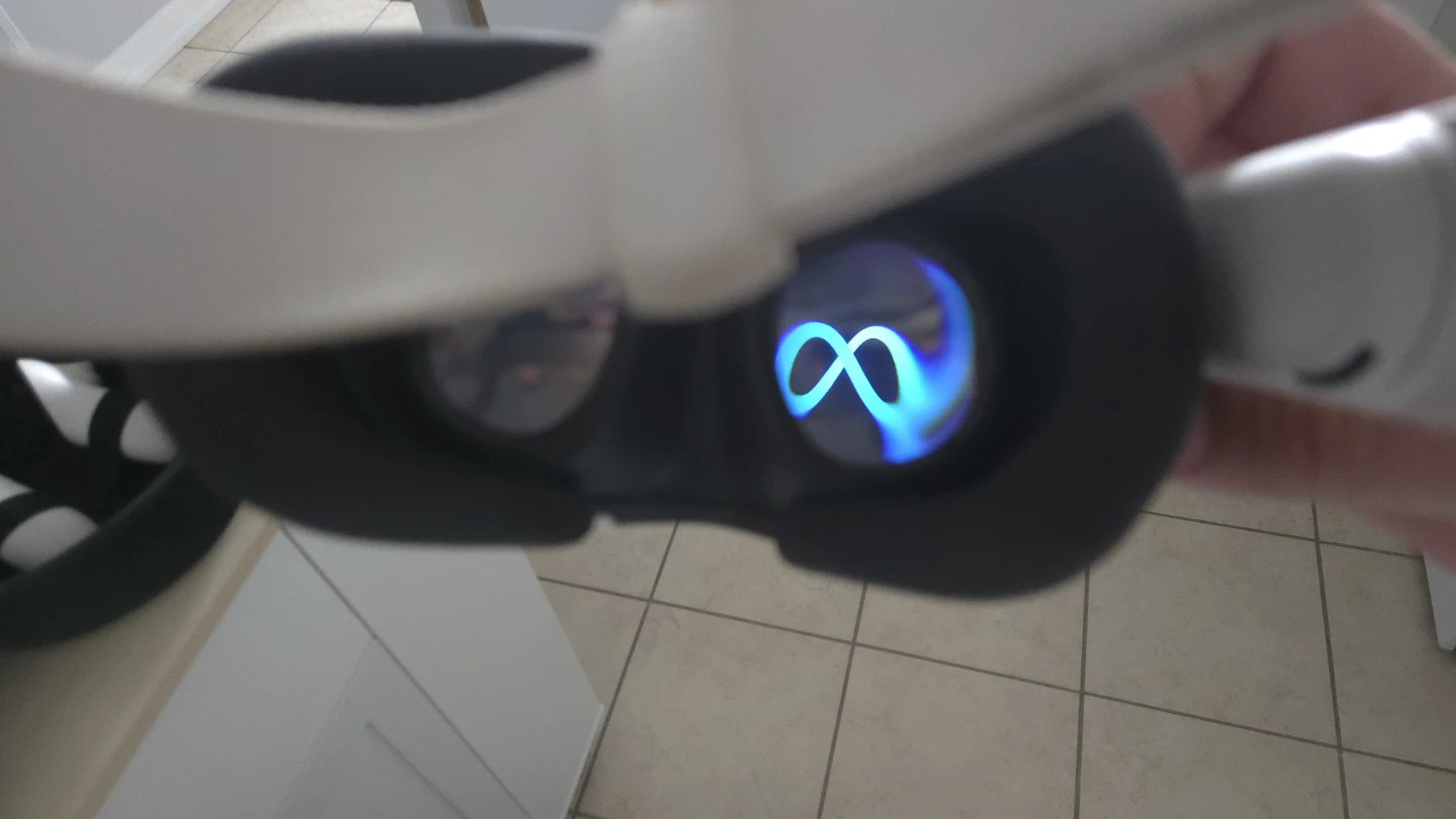Meta Quest 3 VR Headset - photo 4