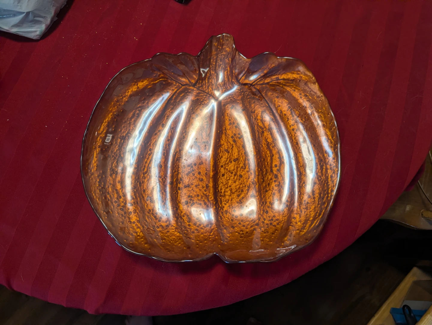 Set of 3 Pumpkin Shape Glass Serving Plates NWT