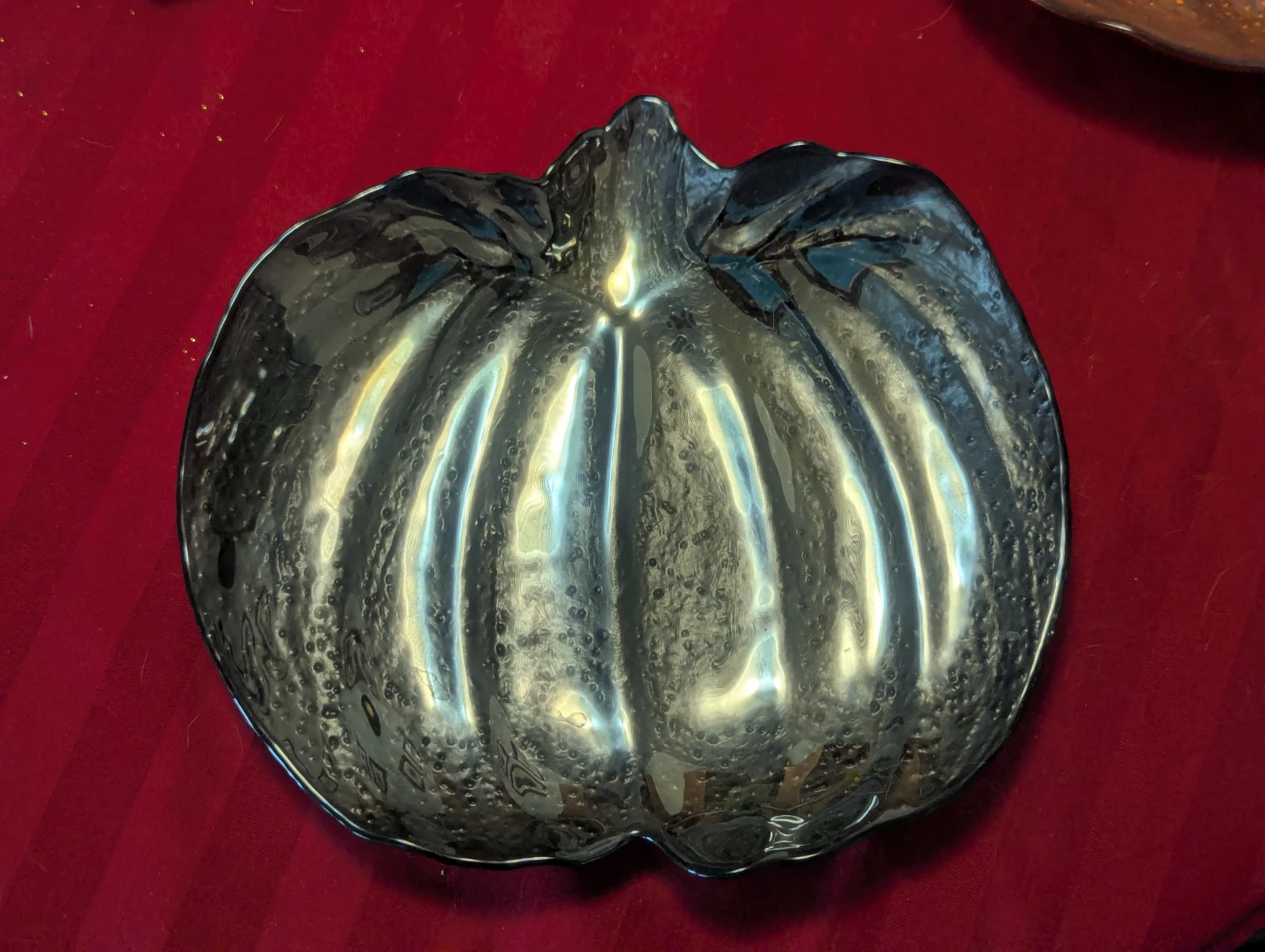 Set of 3 Pumpkin Shape Glass Serving Plates NWT - photo 3