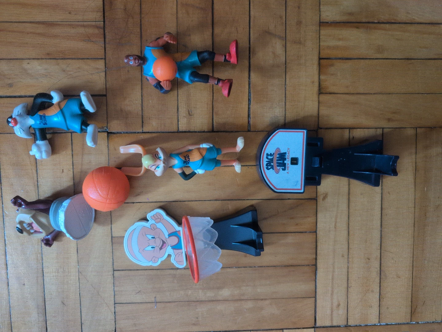 Space Jam: A New Legacy Toy Set with Figures and Basketball